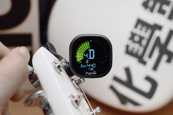 Accordeur CLIP GUITARE - Ecran LCD